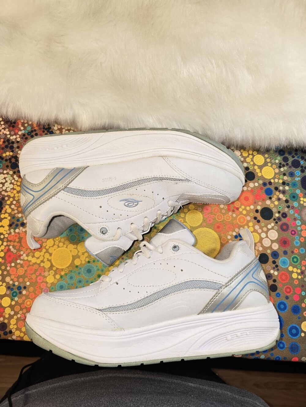 EasySpirit "GETUPANDGO" Women's Walking Sneakers - Picture 3 of 13